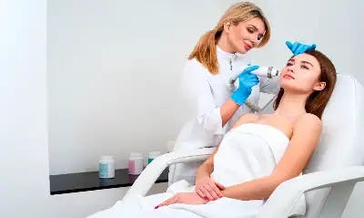 Curso de ESTÉTICA FACIAL E CORPORAL